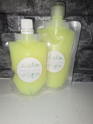 Marshmallow and lemon buttercream Squeezable approx 120g