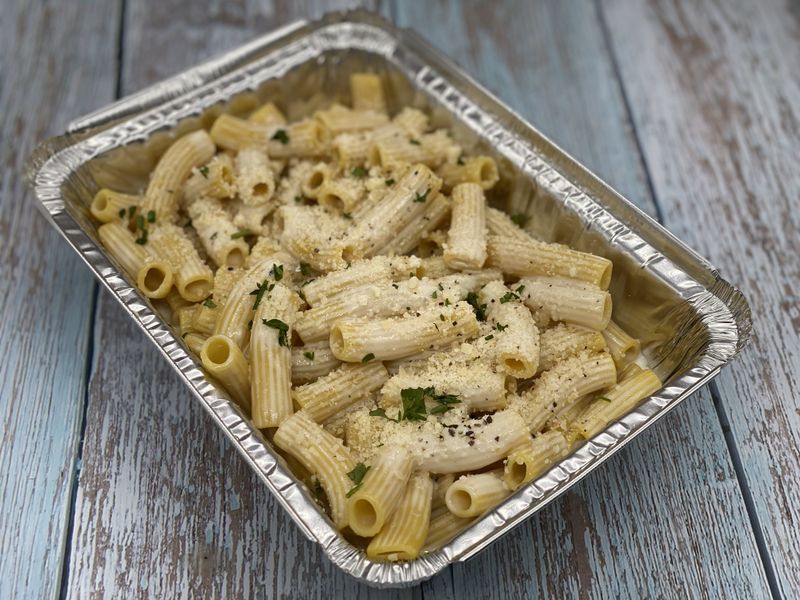3 portions Maccheroni in Alfredo sauce.