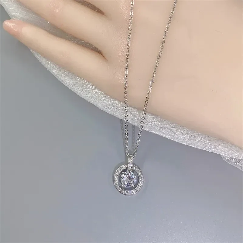 Silver diamante halo pendant