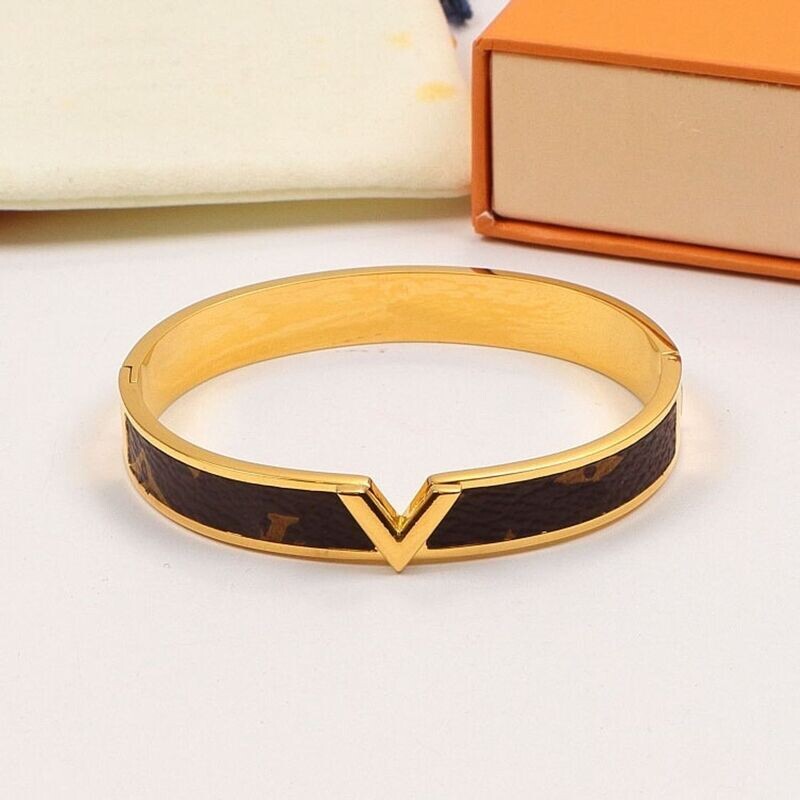 Lottie Bangle