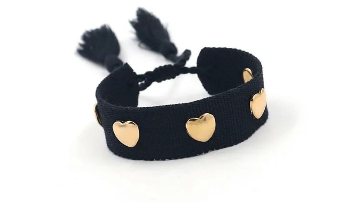 Various boho tassel bracelet with gold hearts., Colour: Black