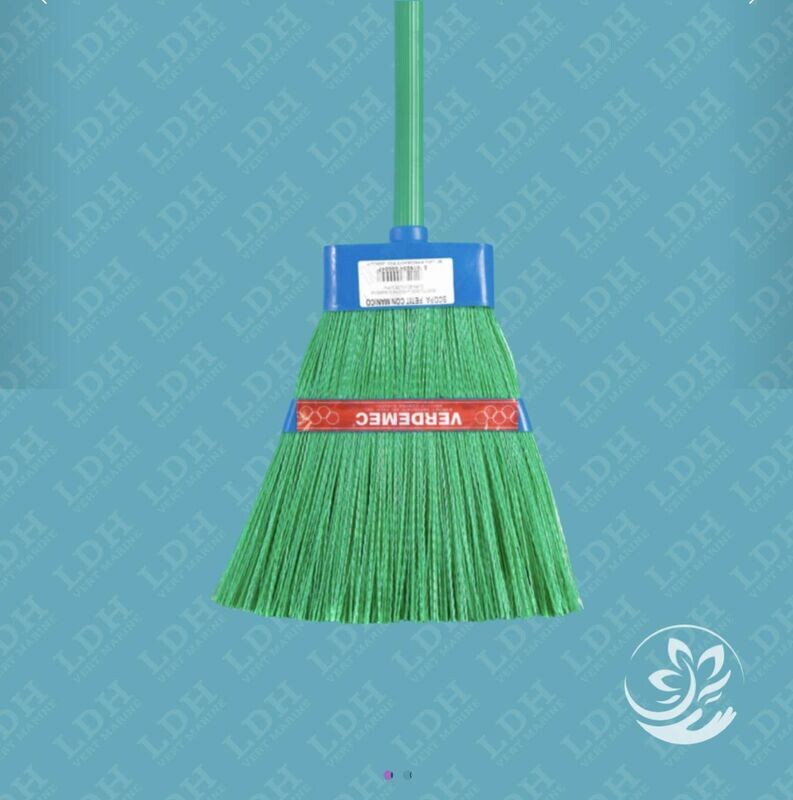 Balai Cantonnier vert + manche - 140cm Balai Cantonnier vert + manche - 140cm
