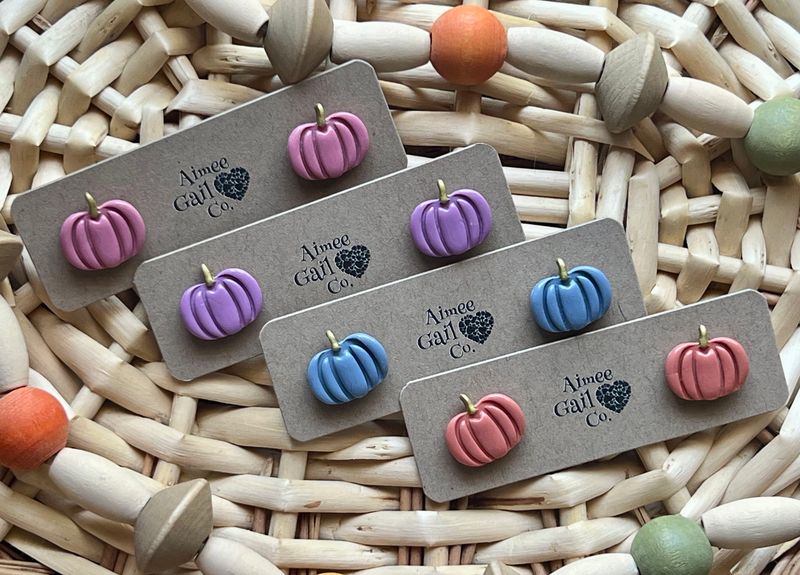 Shiny Pumpkin Studs