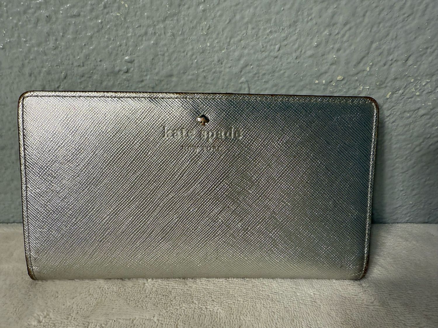 Kate Spade Silver Cross grain Saffiano Leather Wallet
