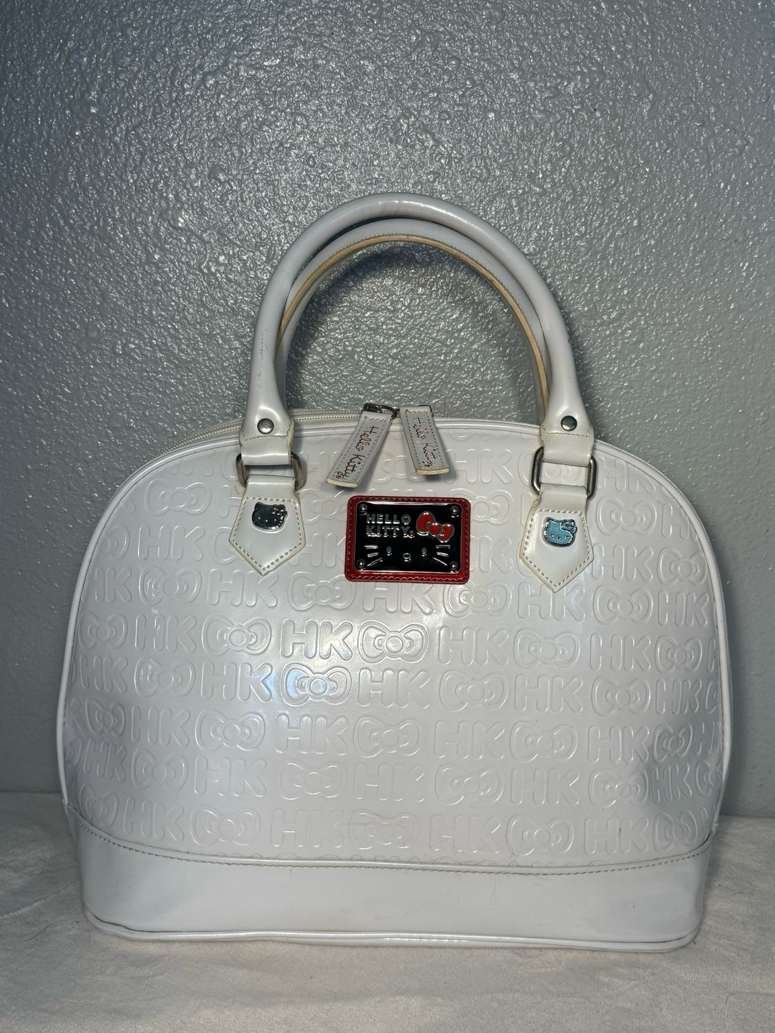 Loungefly Vintage Hello Kitty White Pearl Vegan Leather Domed Satchel