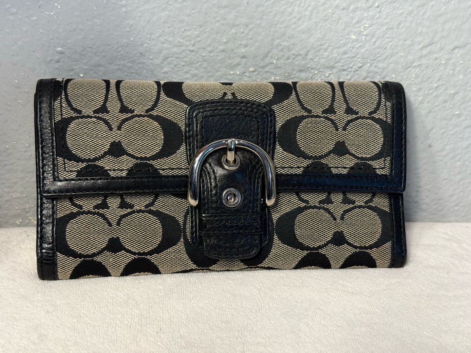 Coach Vintage Black And Gray Jacquard Soho Wallet