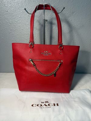 Coach Cherry 🍒 Red Saffiano Leather Town Car Tote And Dustbag LIKE NEW!