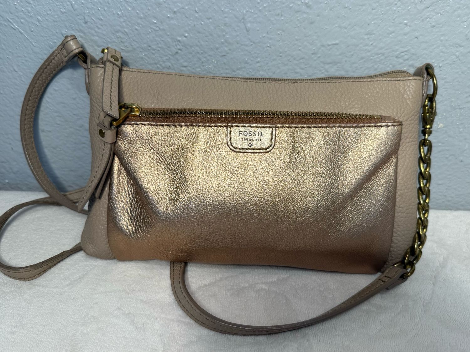 Fossil Top Leather WOC Crossbody