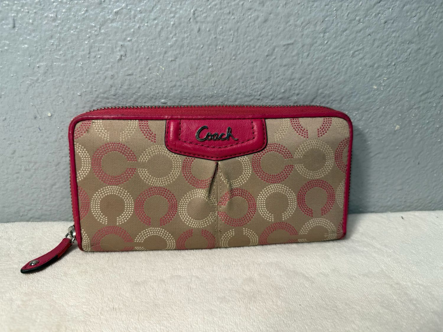 Coach Vintage Pink And Tan Dot Signature Zip Wallet
