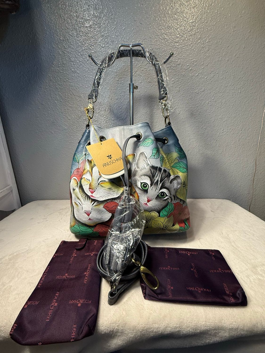 Anuschka Hand painted Leather Kitten Bucket - Crossbody - Shoulder Bag NWT!