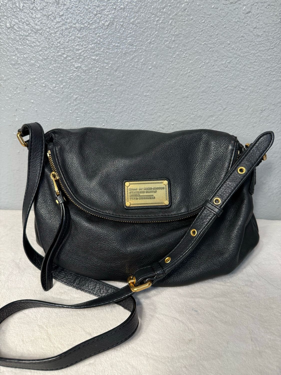 Mark Jacobs Black Leather Crossbody Like New!