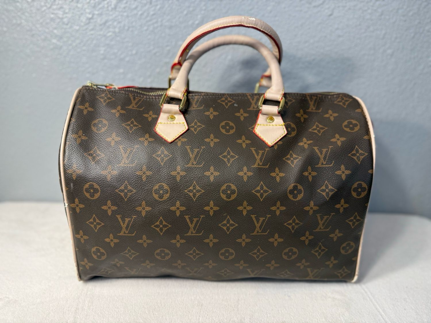 Louis Vuitton Inspired Speedy 30 lock, and key included