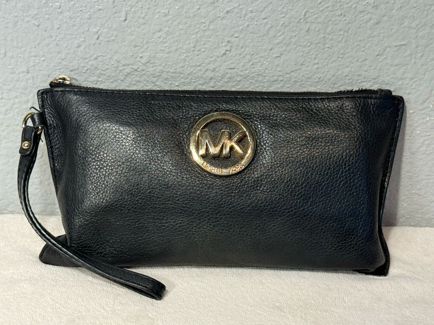 Michael Kors, Black Pebbled, Leather Clutch Wristlet Wallet Catch All