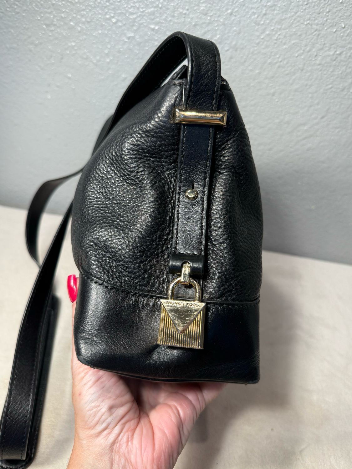 Michael Kors, RARE black leather Crossbody