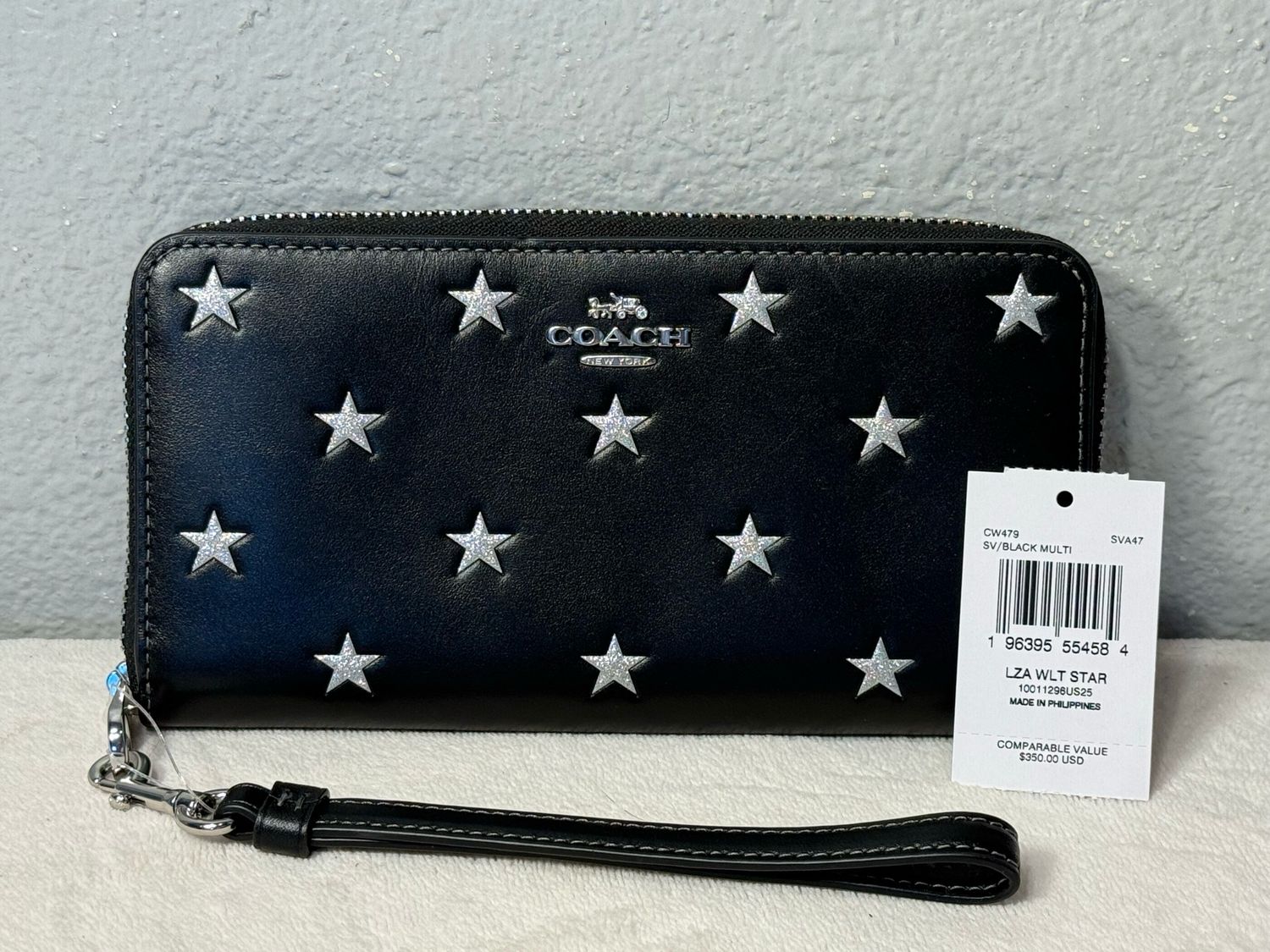 Coach Black Leather, Silver Sparkle Star Wristlet Wallet NWt Retail $350