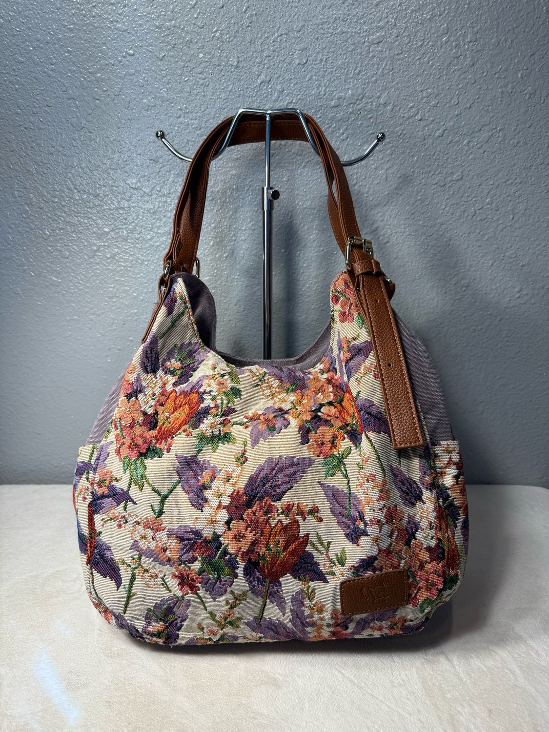 World Luda Tapestry Shoulder Bag NWOT!