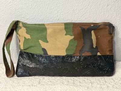 Unbranded Camouflage And Black Embossed, Leather Wristlet Clutch