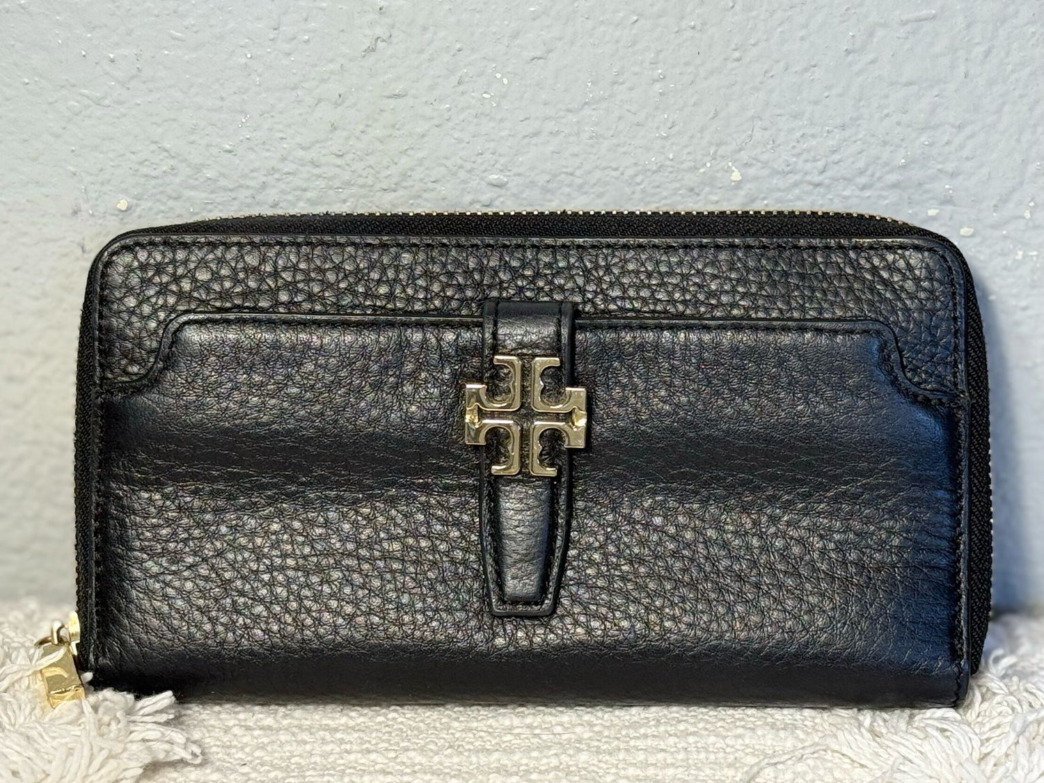 Tory Burch, Black Leather WalletLIKE NEW!