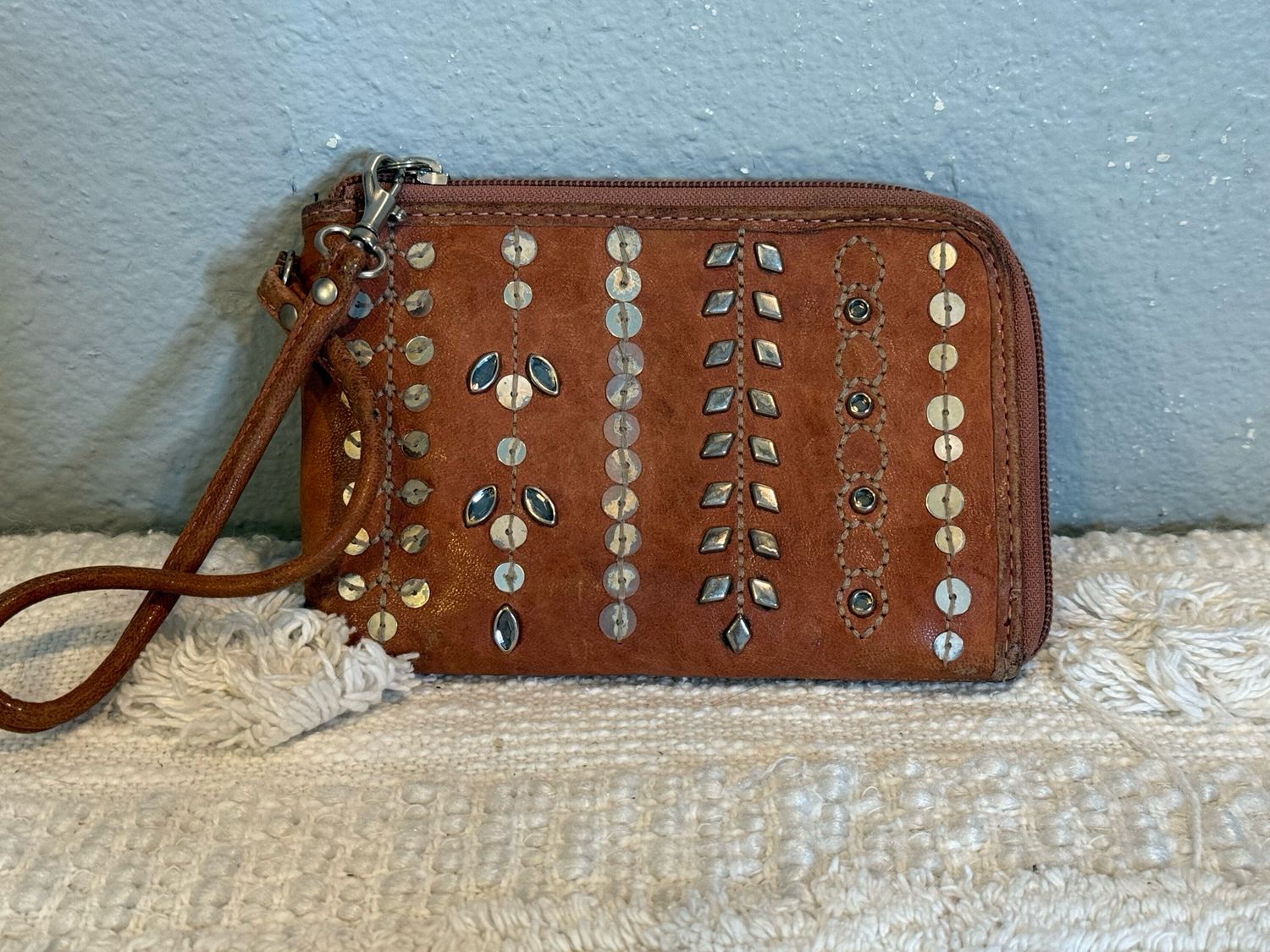 Fossil, Vintage, Rare Rhinestone Studs And Sequins Tan, Leather Wristlet Wallet
