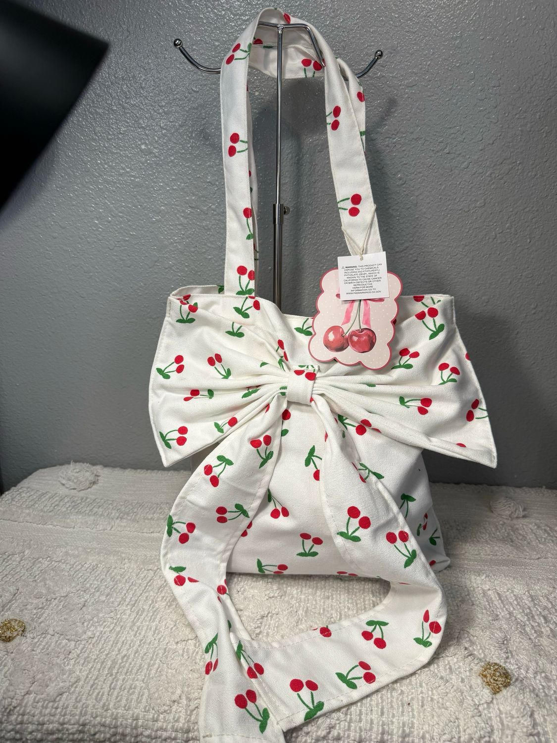 Cherries 🍒 Unbranded Canvas Bow Tote NWT!