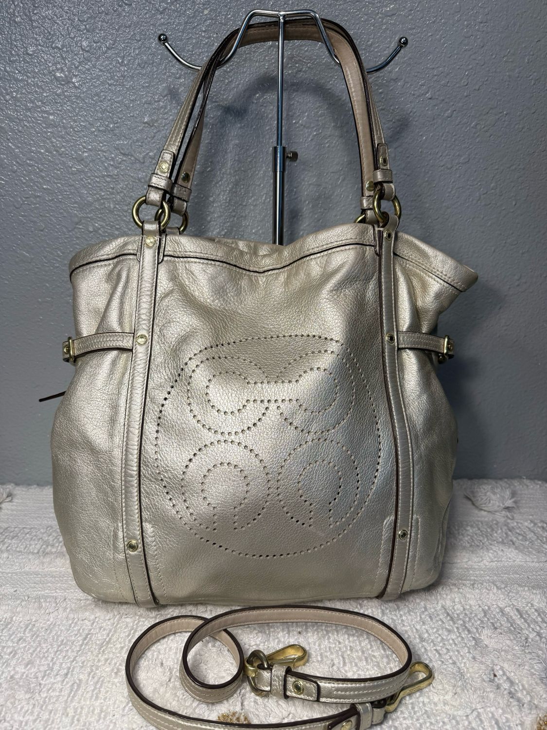 Coach Champagne, Leather Tote/Crossbody