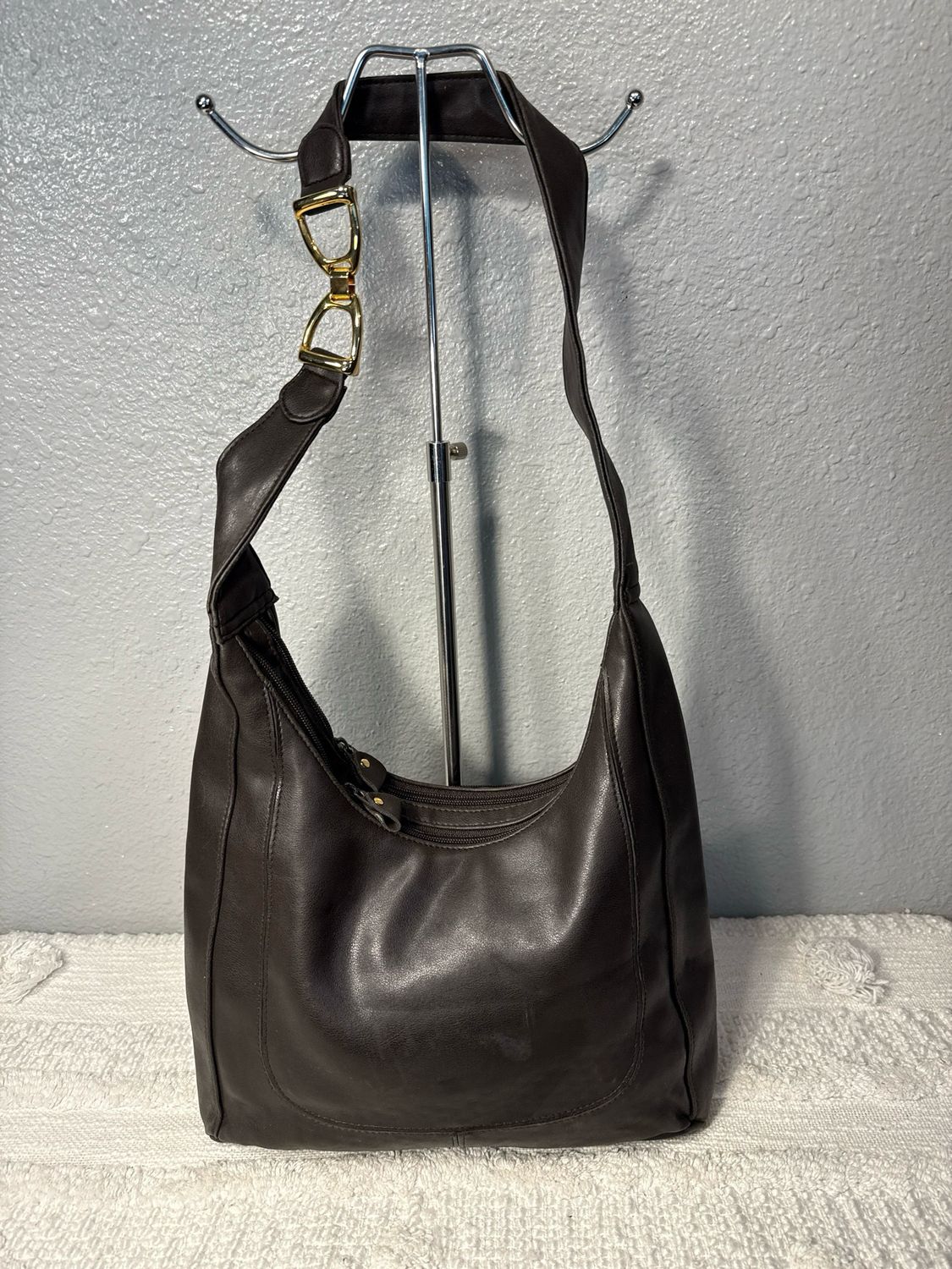 Vintage 1970S Brown Vegan Leather Double Zip Hobo Bag