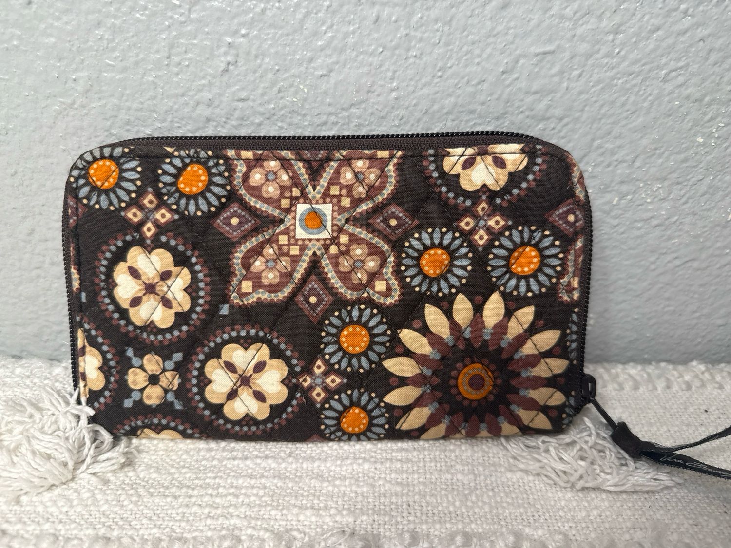 Vera Bradley Brown, Quilted Leather Wristlet, Wallet, New Without Tax!