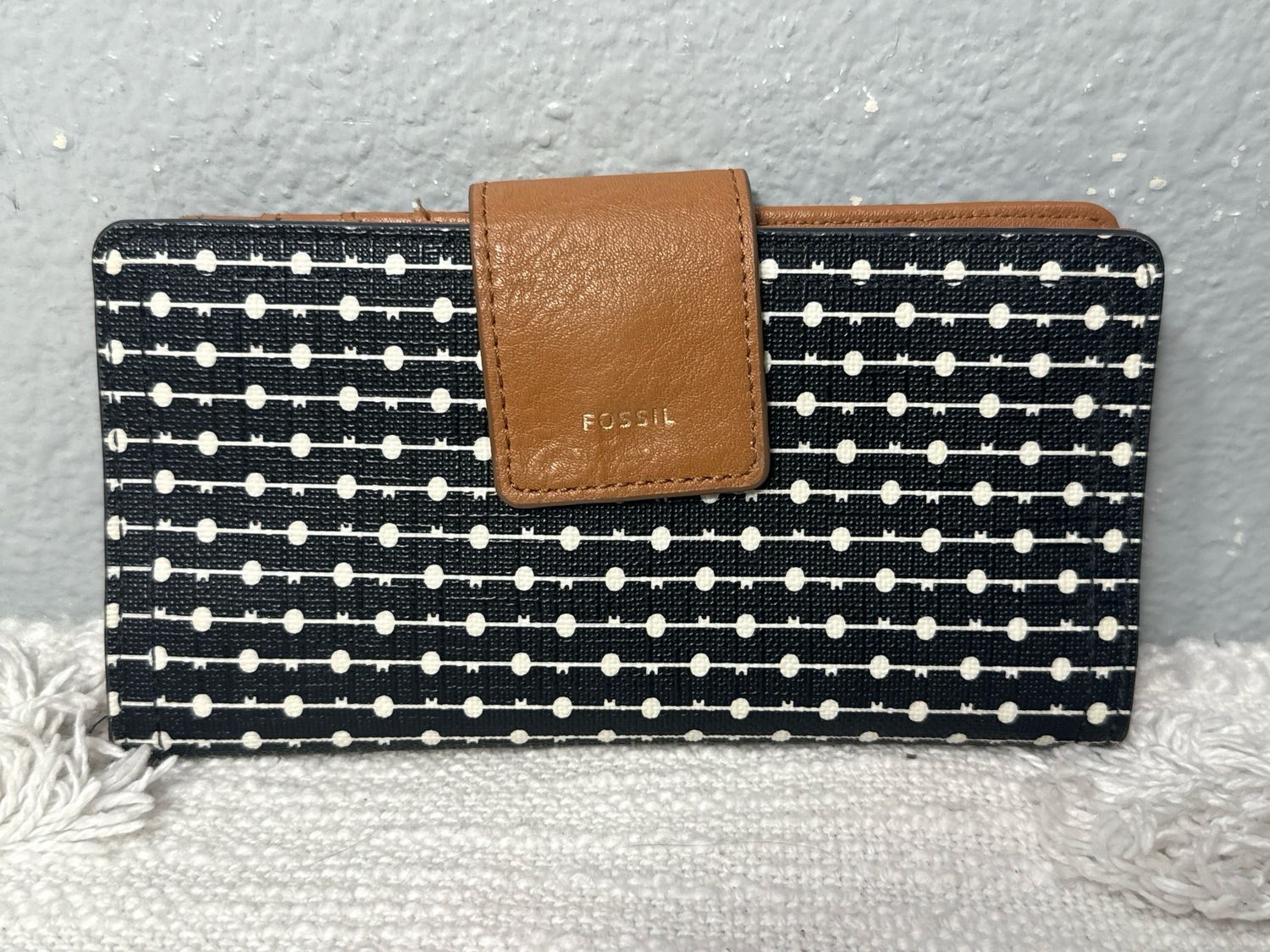 Fossil, Black Ivory And Tan Coated Canvas Wallet