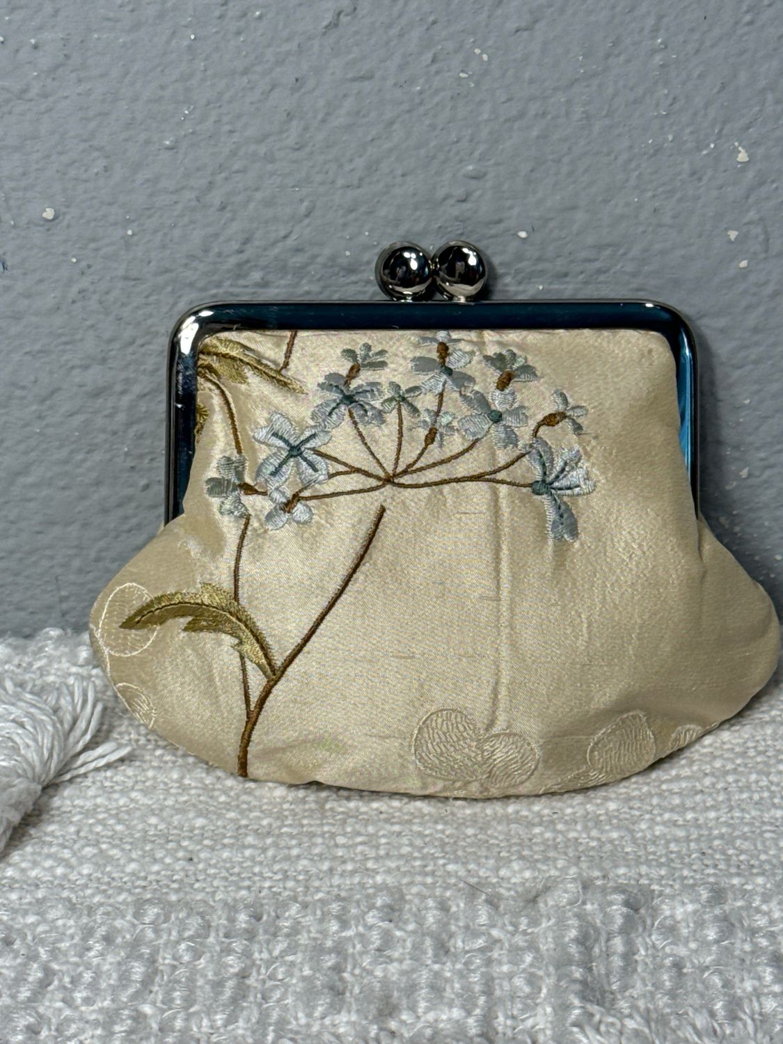 Unbranded Vintage 1950S Embroidered Kiss Lock Coin Purse