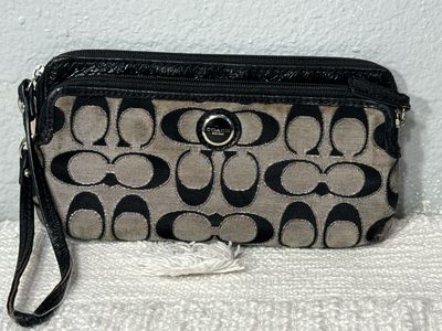 Coach Black And Gray Jacquard Wristlet Waller