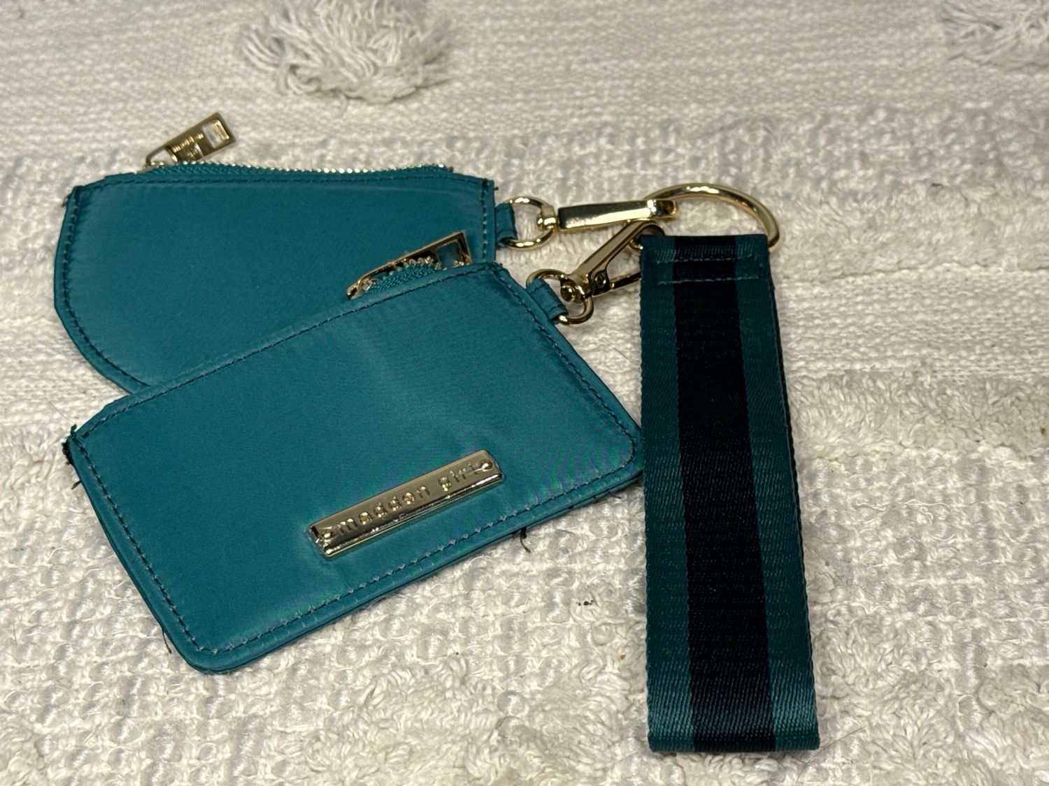 Steve Madden Green Three-Piece Coin Card Key Wallet Set New Without Tags!