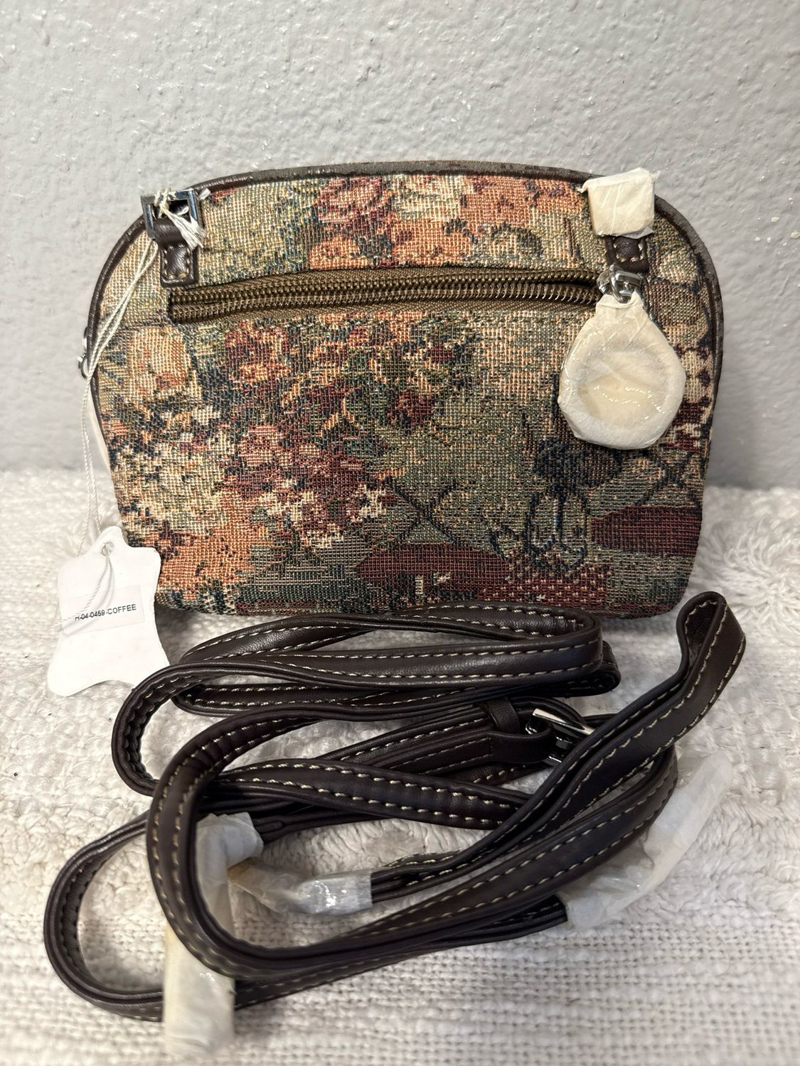 Unbranded Vintage Tapestry Woc New With Tags!