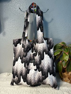 Jen Stark L Original Reversible Tote NWT! Retail $68