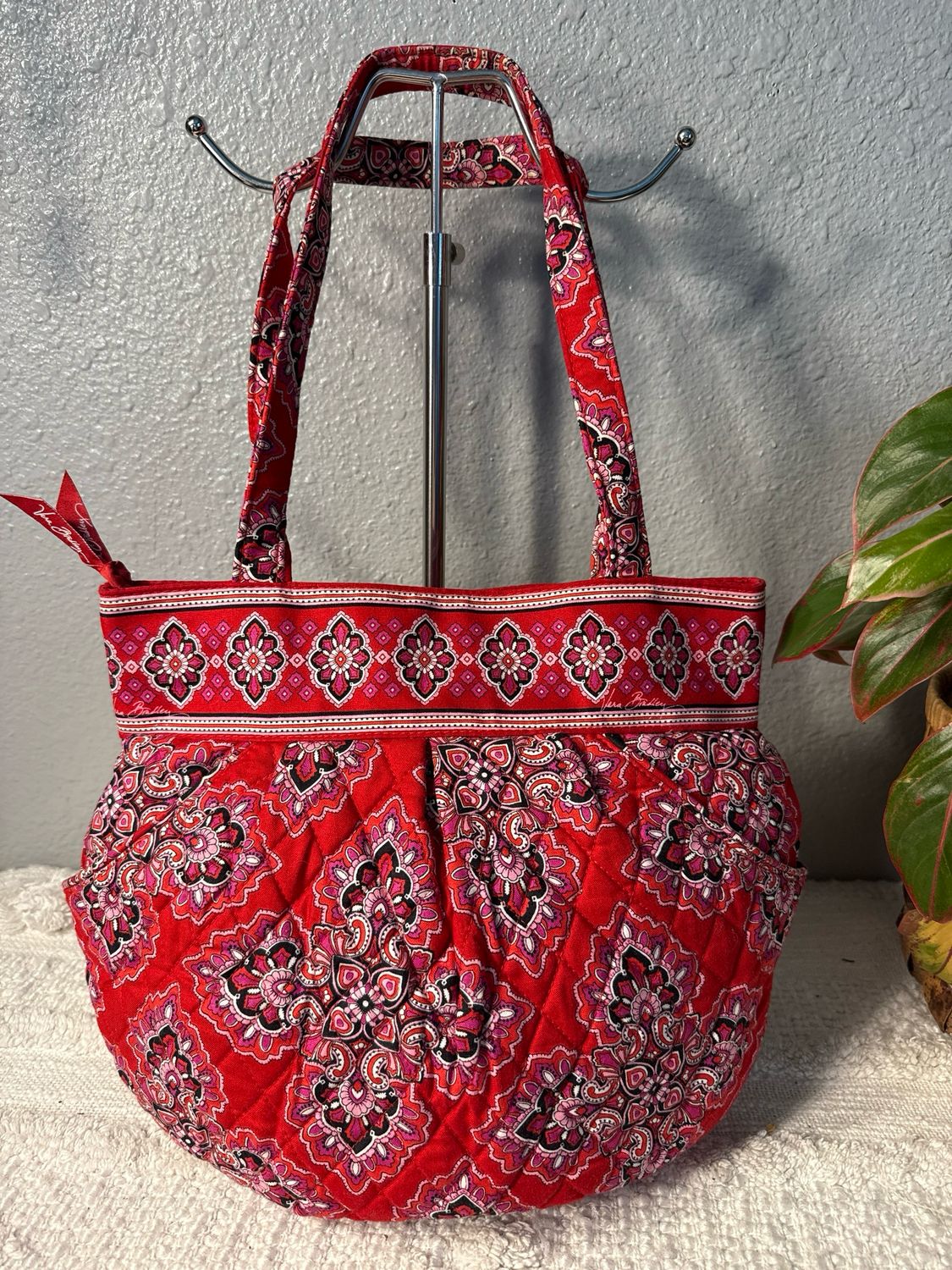 Vera Bradley, New Vintage Red Quilted Domed Tote