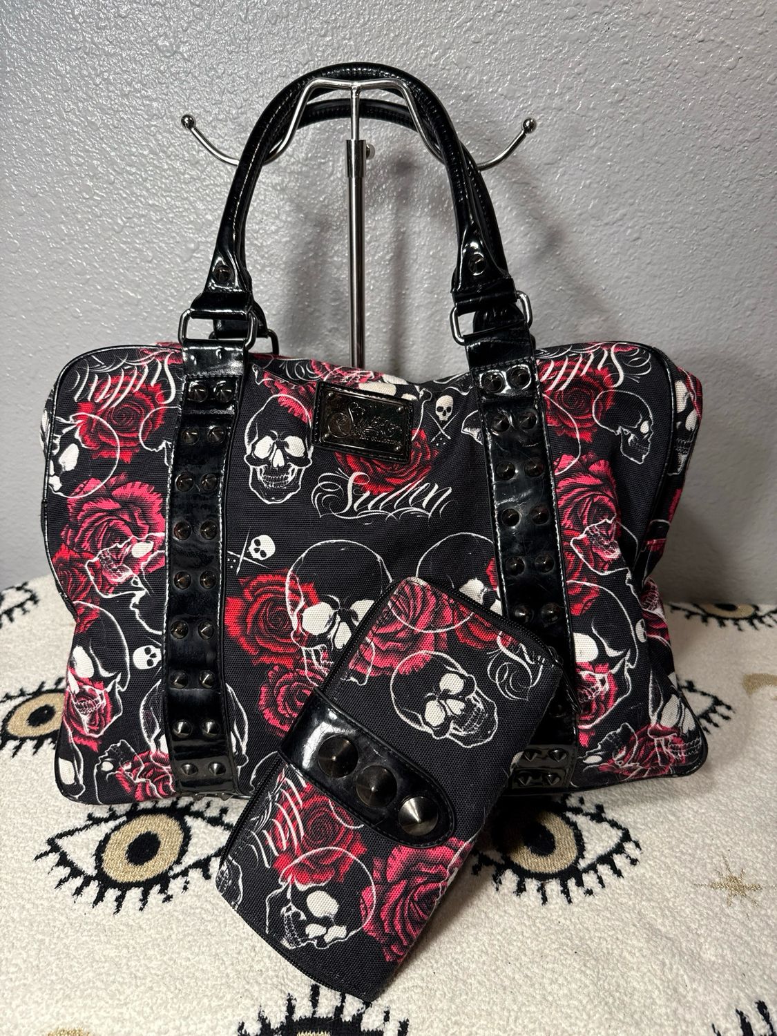Sullen Angels Black And Pink Canvas Skull And Roses Tote And Matching Wallet Set