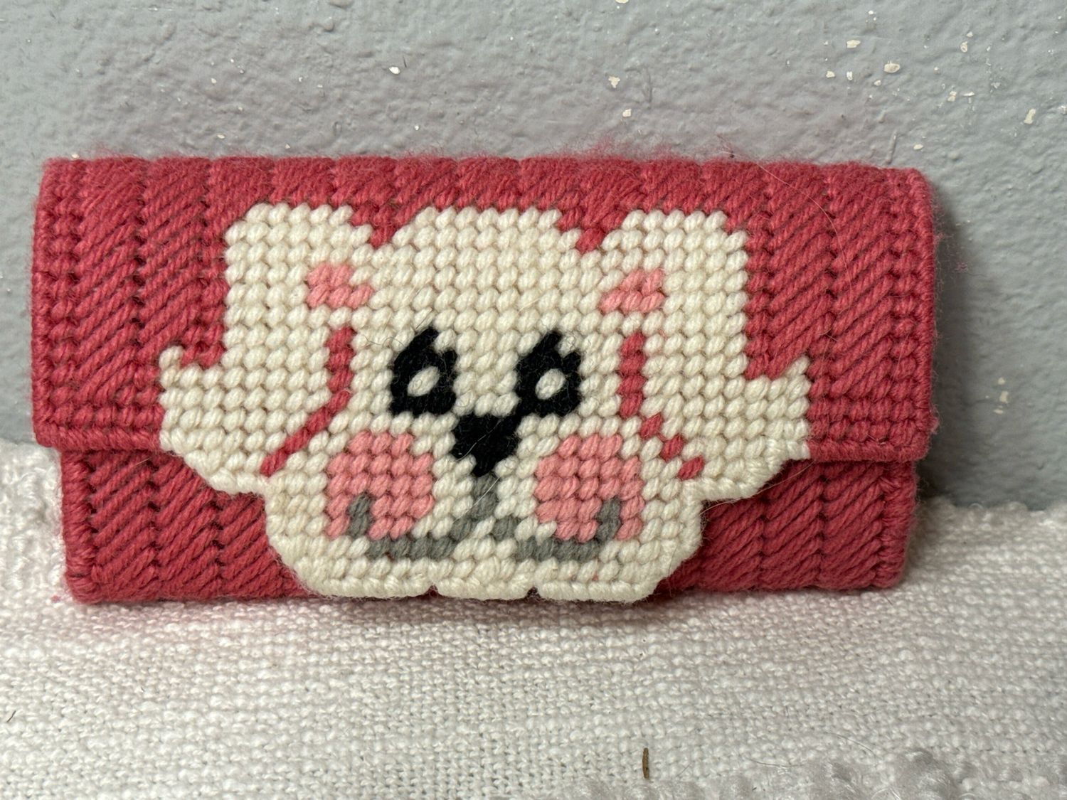 Unbranded, Handmade, Pink Needlepoint Puppy Eyeglasses Case