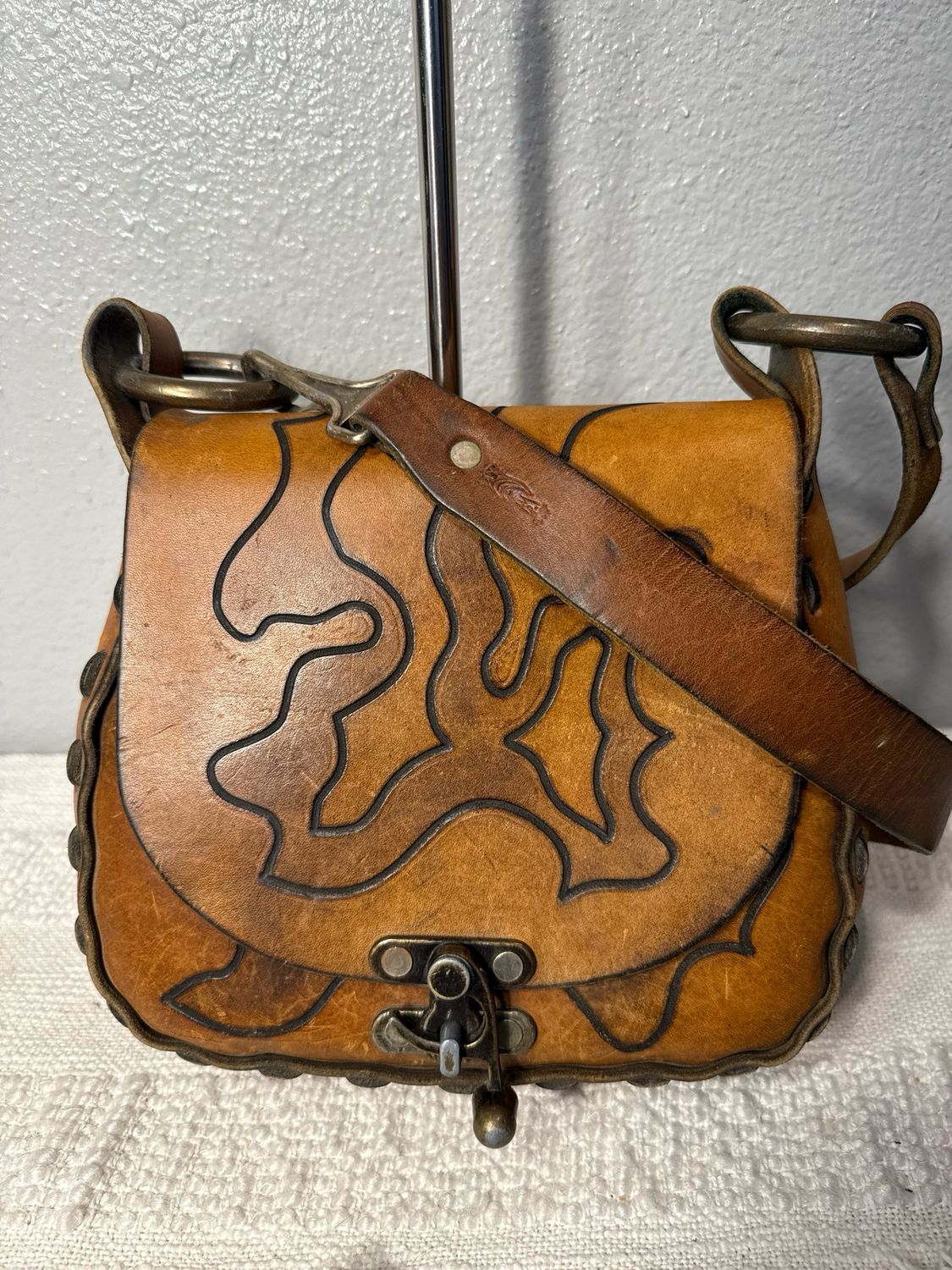 Unbranded Vintage 1970S Saddle, Leather Embossed Crossbody Bag