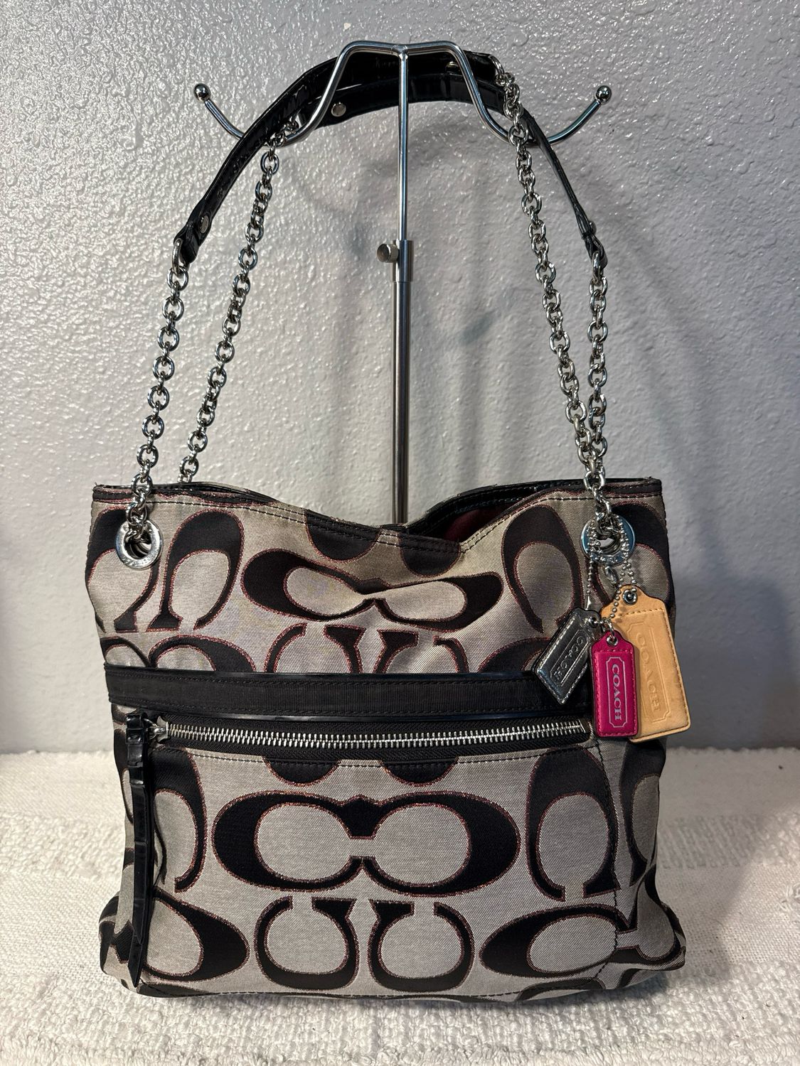 Coach Vintage Poppy Black And Gray Jacard With Pink Metallic C’d Shoulder Bag Or Crossbody