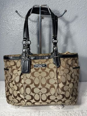 Coach Vintage Tan Jacard And Black Leather Trim Gallery Tote