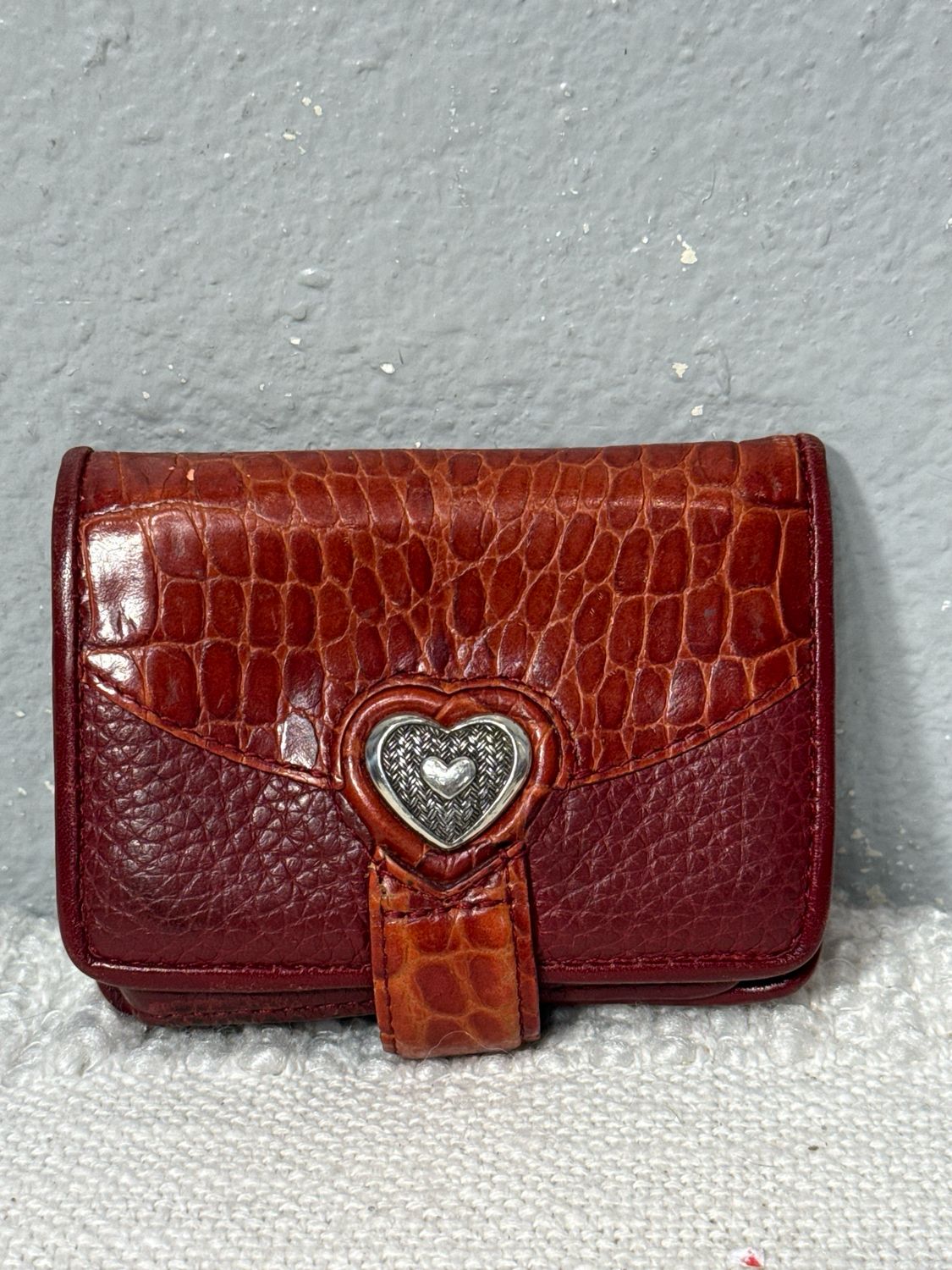 Brighton, Vintage Red Crock, Embossed, Leather, Compact Wallet