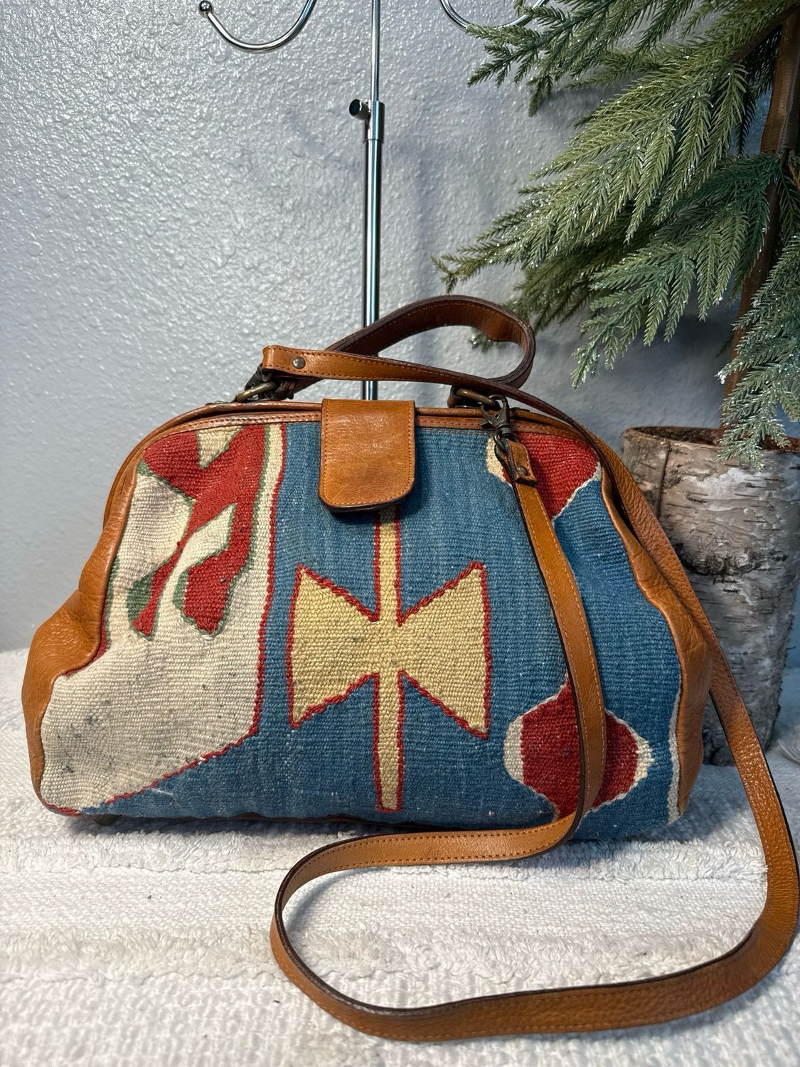 I. Magnin Italy Wool And Leather Dr Style Satchel Over $150 ONLINE