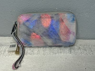 Aimee Kestenberg Metallic Leather Wristlet Wallet NWT! Retail $78!