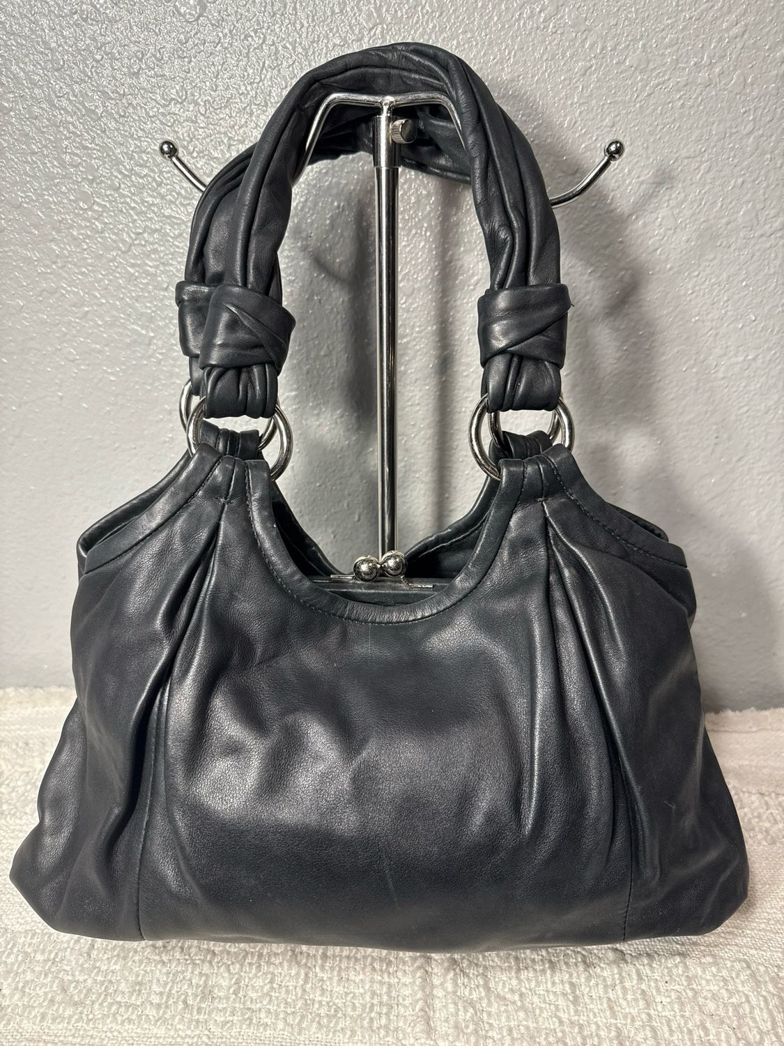 Coach Black Leather Parker Kiss Lock Shoulder Bag RARE FIND!
