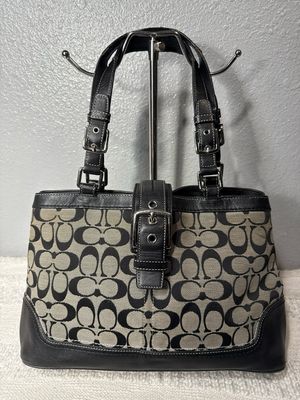 Coach Vintage Black And Gray Jacard Signature Shoulder Bag
