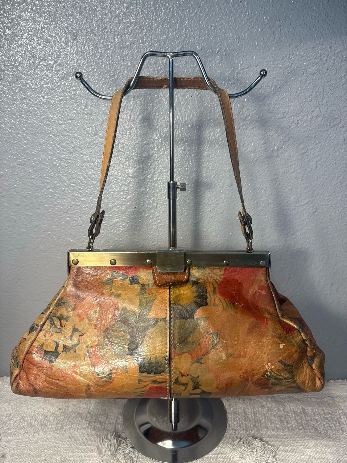 Patricia Nash Florecer Leather Framed Shoulder Bag