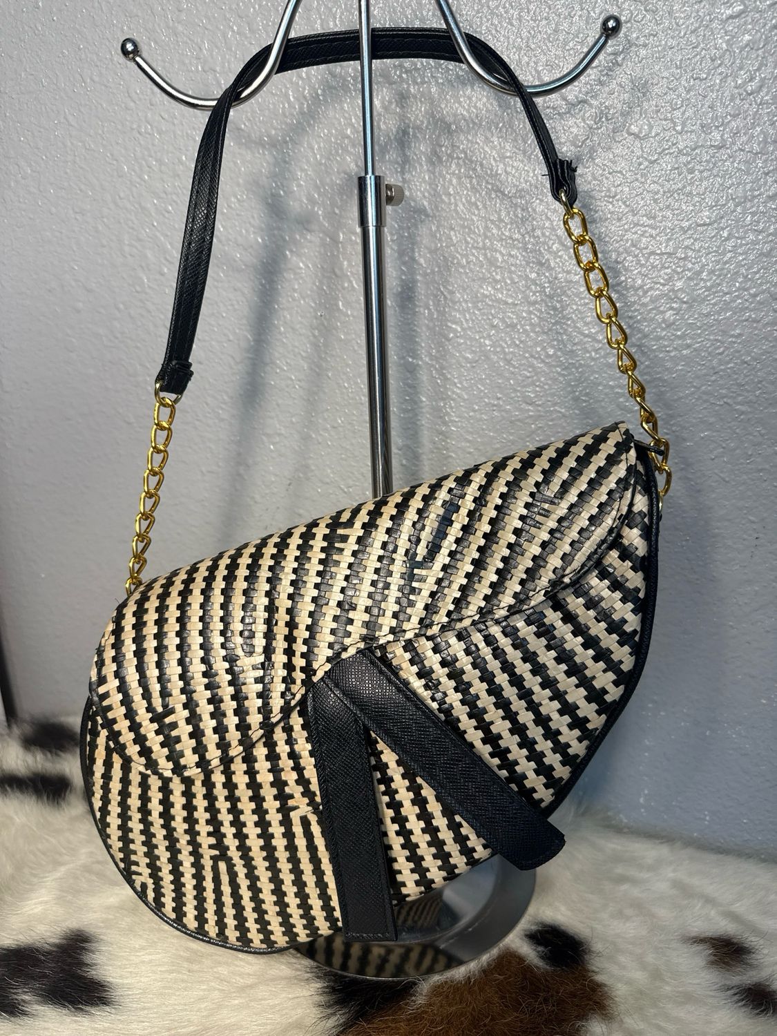 Unbranded, Dior Inspired Wicker, basket, weave Black And Ivory Shoulder Or Crossbody Bag NWOT!