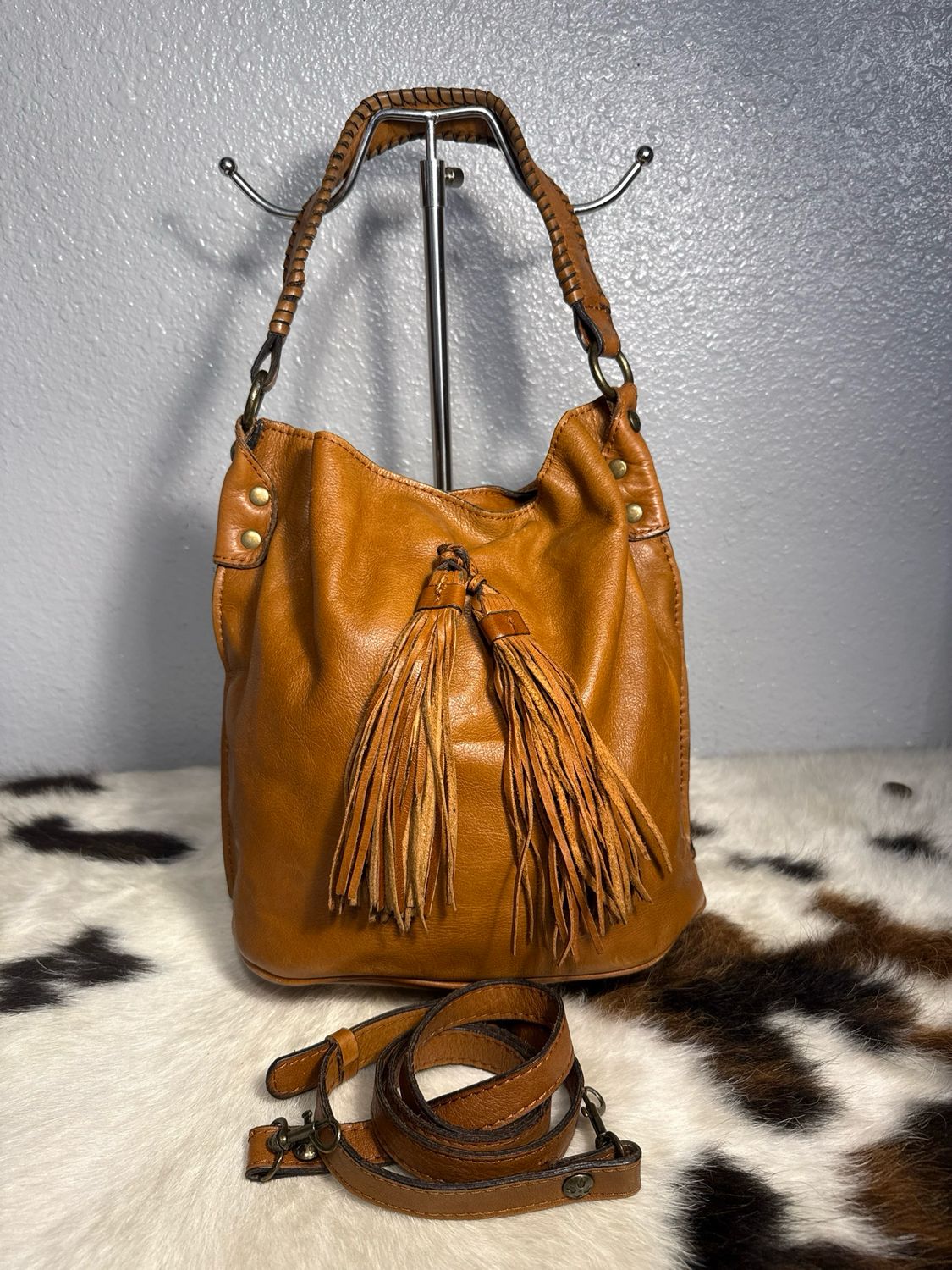 Patricia Nash Brown Distressed Leather Crossbody Or Shoulder Bucket Bag
