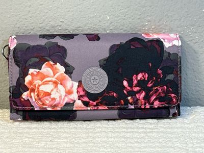 Kipling Purple Rose WalletNWOT!