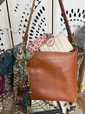 Portland Leather Build a Bag