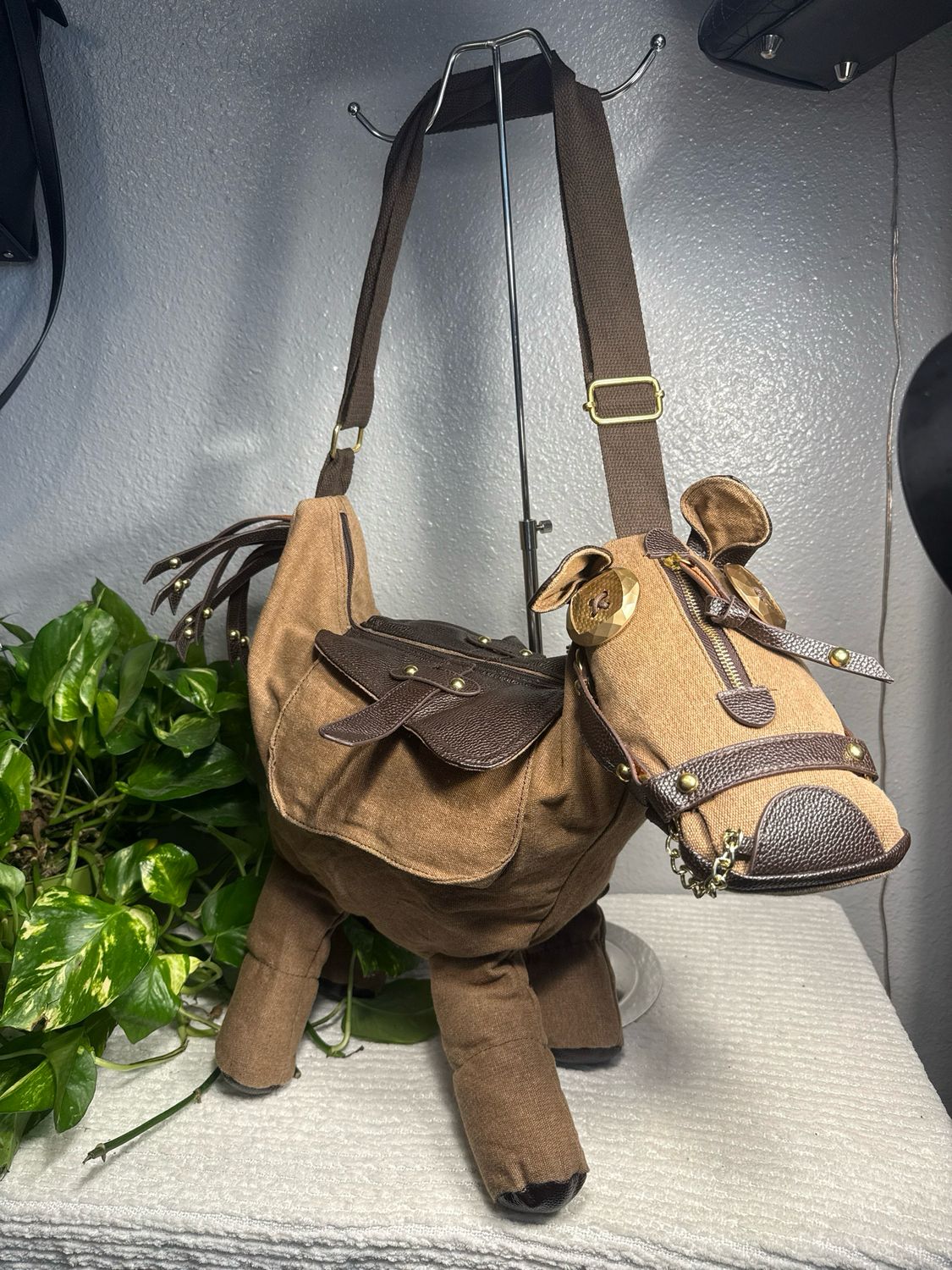 It’s A HORSEEE! Large Canvas Crossbody Or Shoulder Bag NWOT